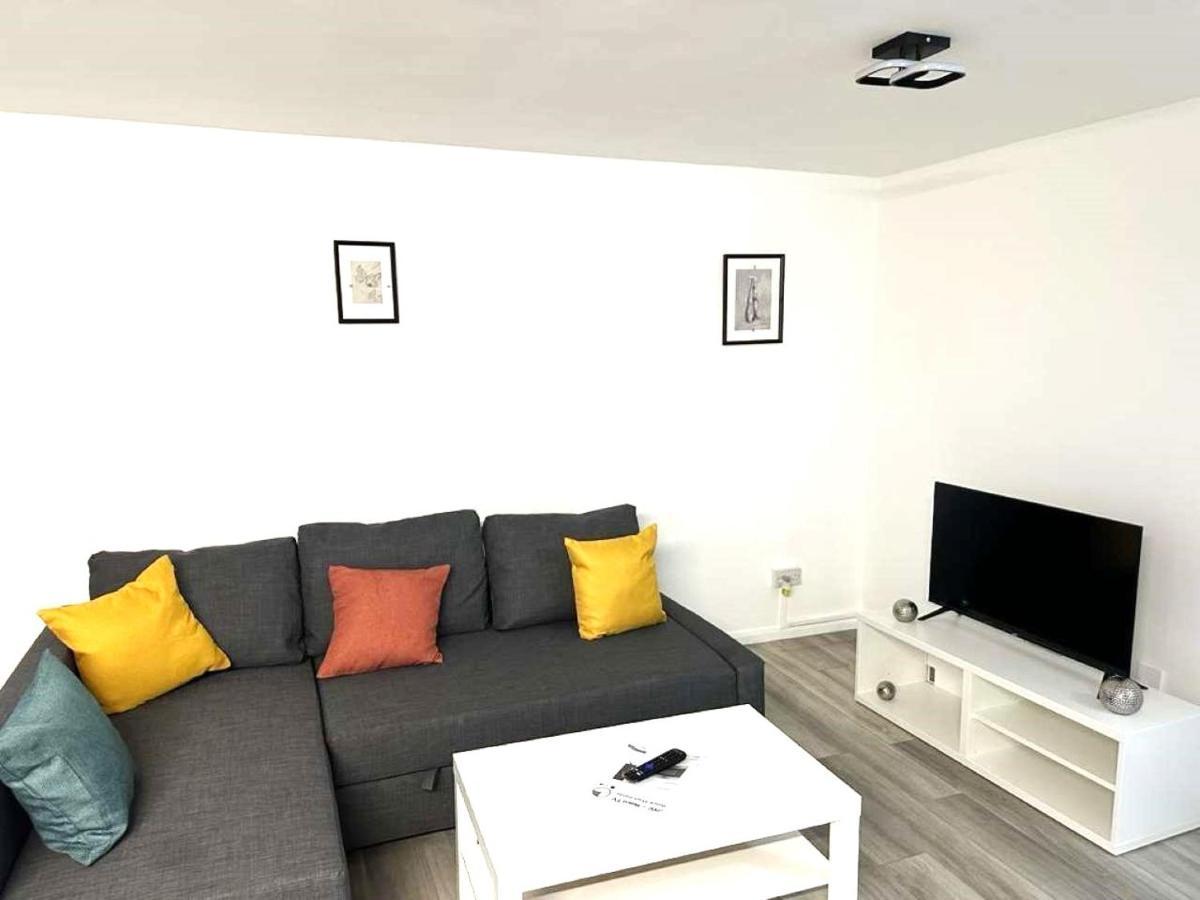 Stylish Apartment At Carlton Grove Londýn Exteriér fotografie